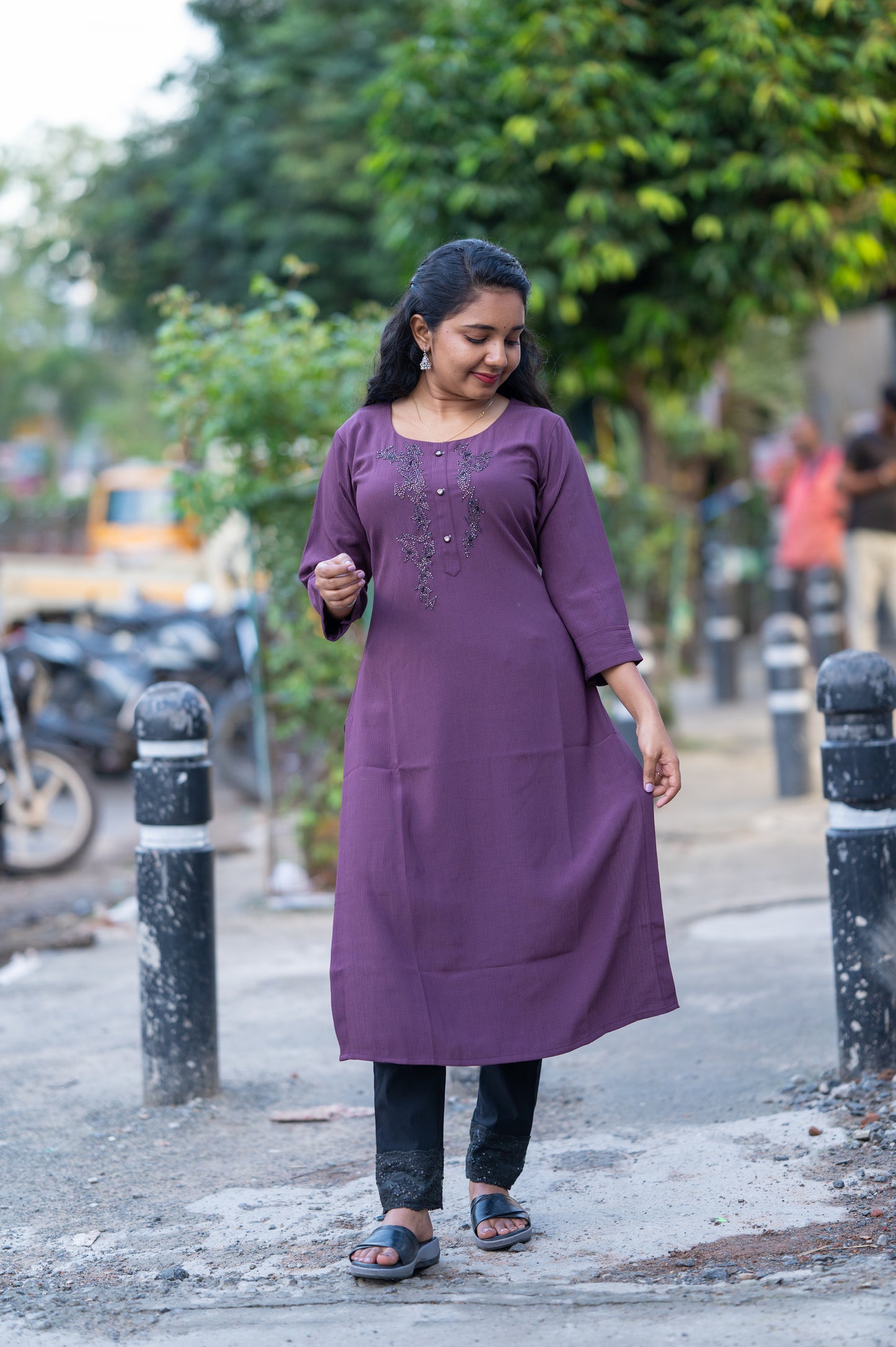 SIDE OPEN KURTHI{D.NO SC0032}