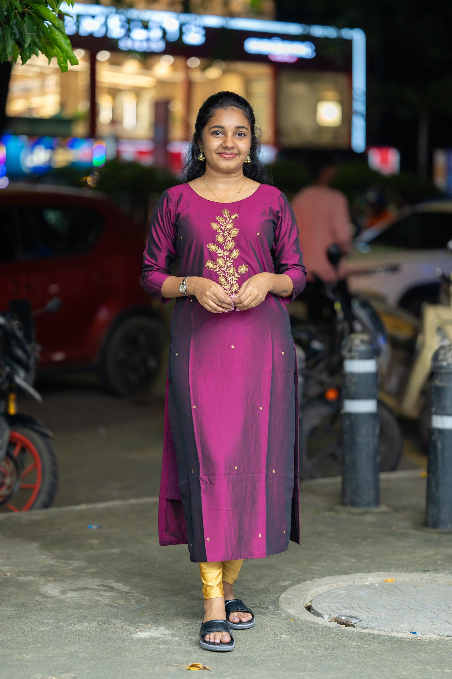 SIDE OPEN KURTHI{D.NO SC0027}