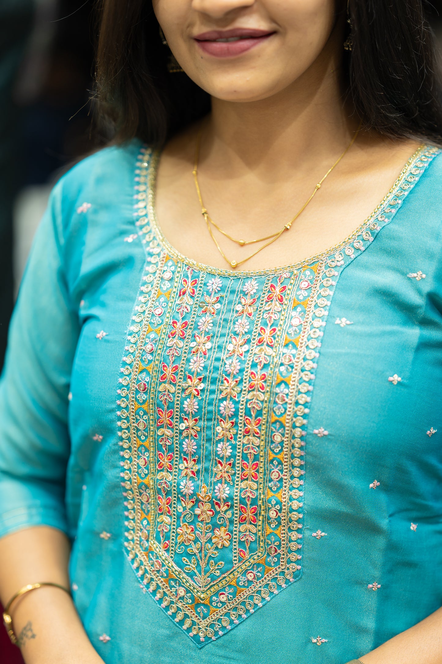 SIDE OPEN KURTI {D.NO SC0007}