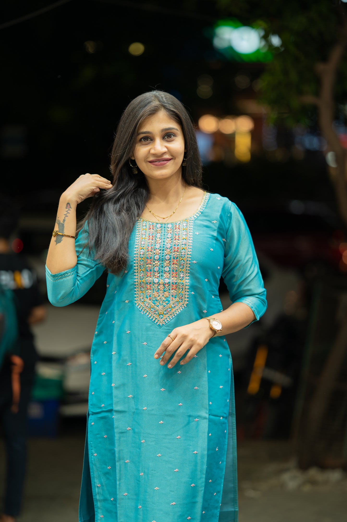SIDE OPEN KURTI {D.NO SC0007}