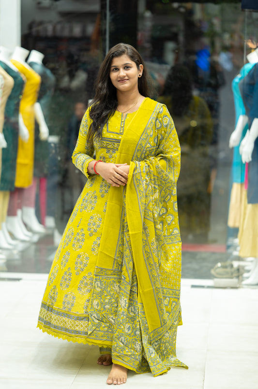 CHUDITHAR SET {D.NO RC0012}