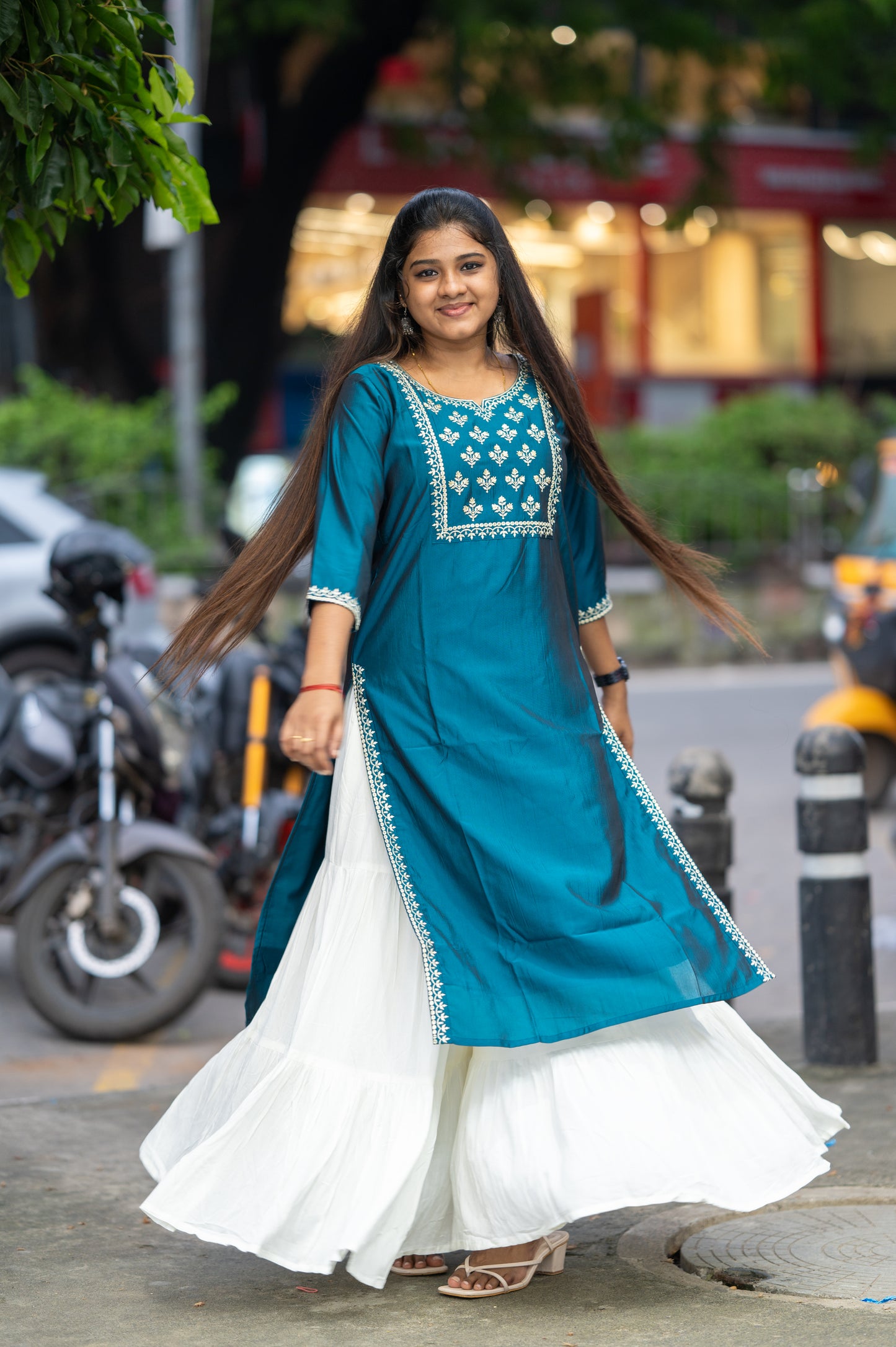 SIDE OPEN KURTHI{D.NO SC0022}