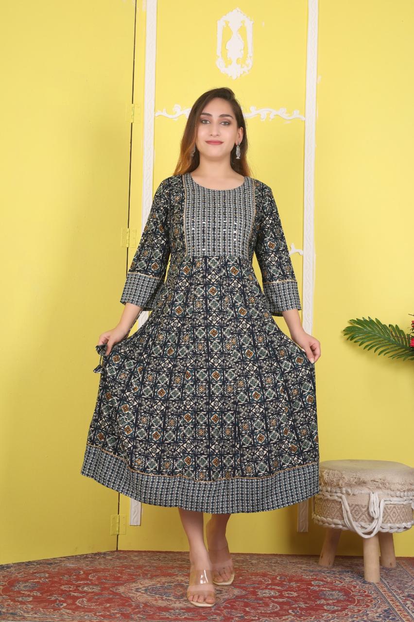 ANARKALI KURTHI{D.NO AN0033}