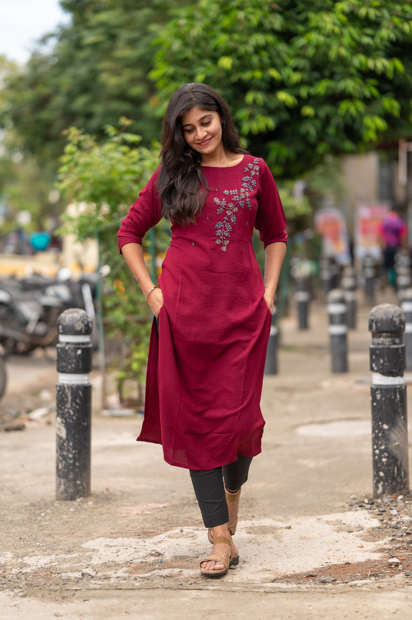 SIDE OPEN KURTHI{D.NO SC0021}