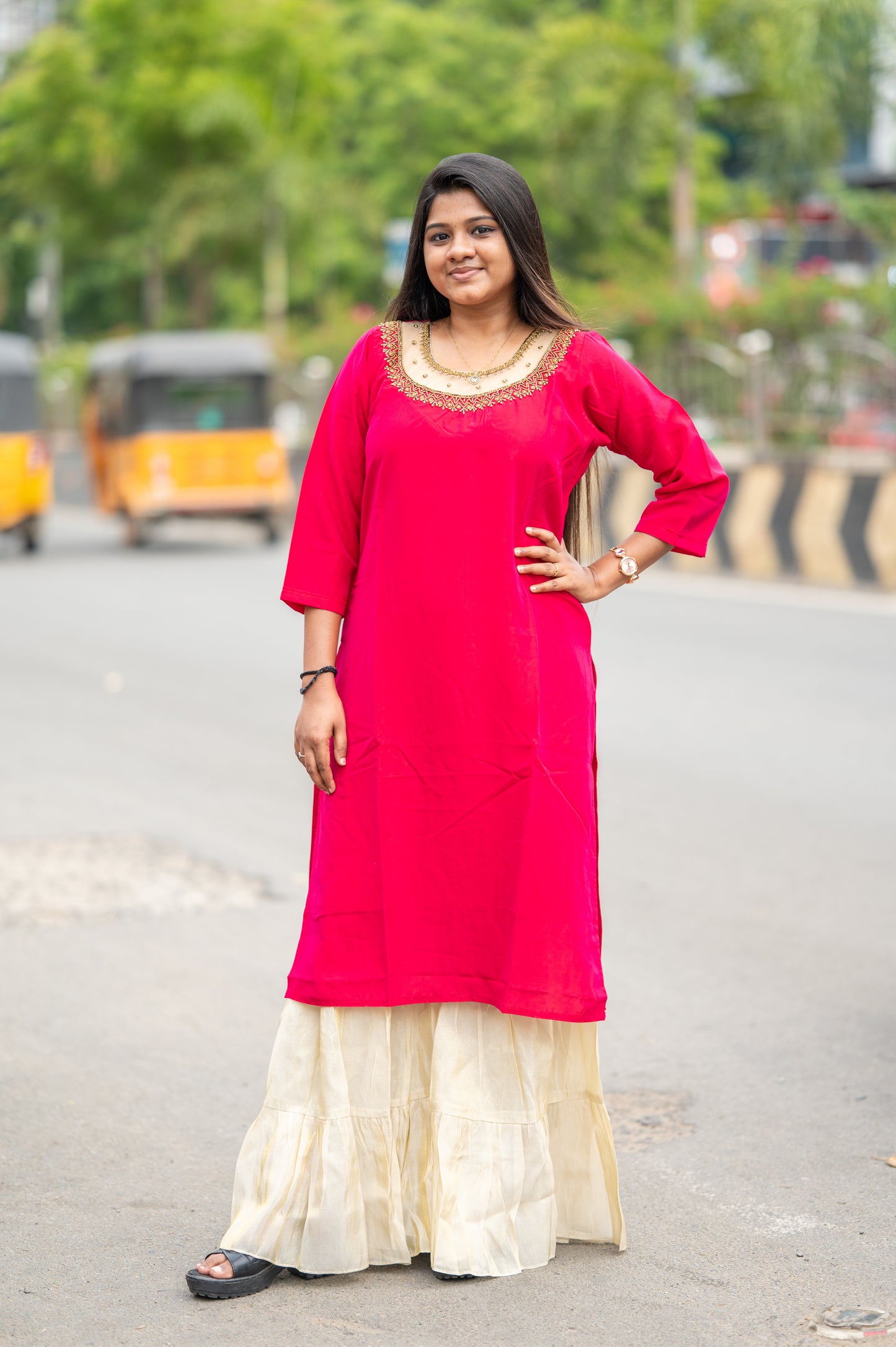 SIDE OPEN KURTI {D.NO SC0001}