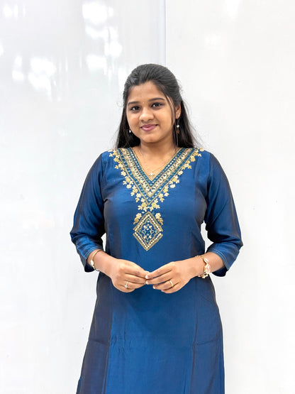 SIDE OPEN KURTI{D.NO SC0056}