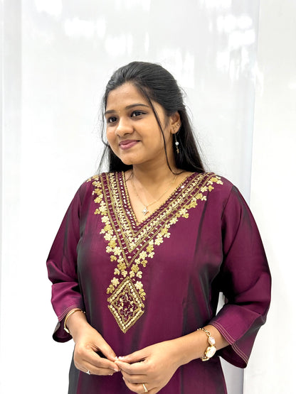 SIDE OPEN KURTI{D.NO SC0057}
