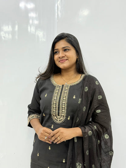 CHUDITHAR SET {D.NO RC0069}