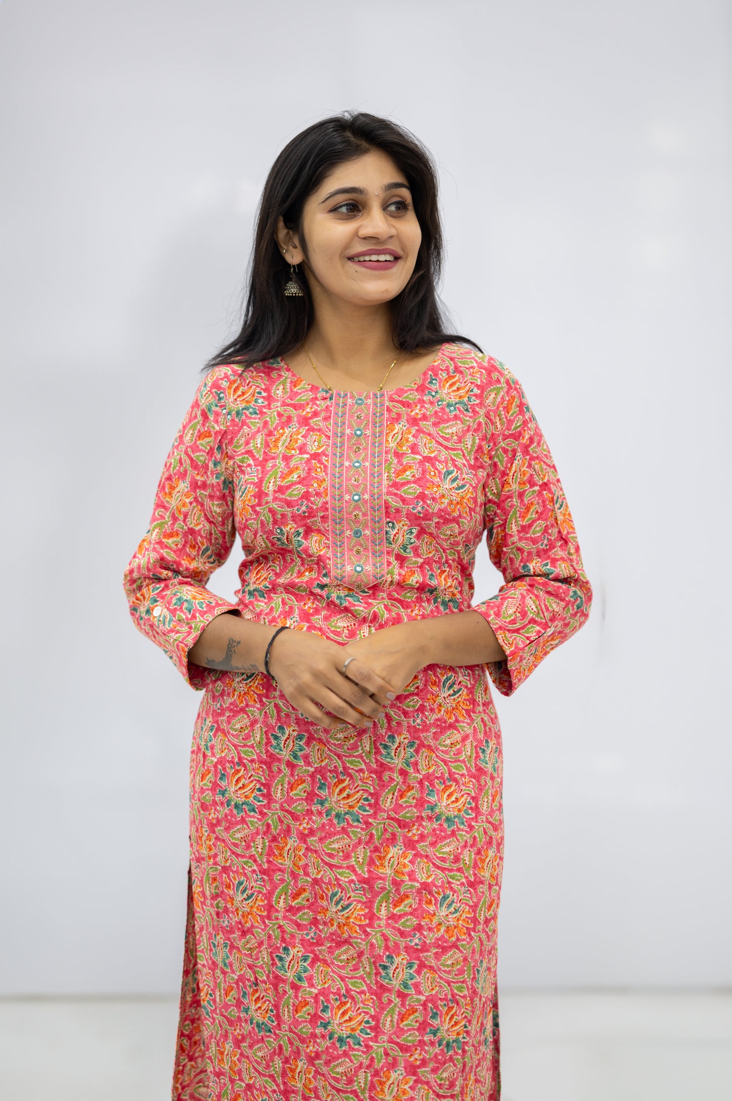 SIDE OPEN KURTHI