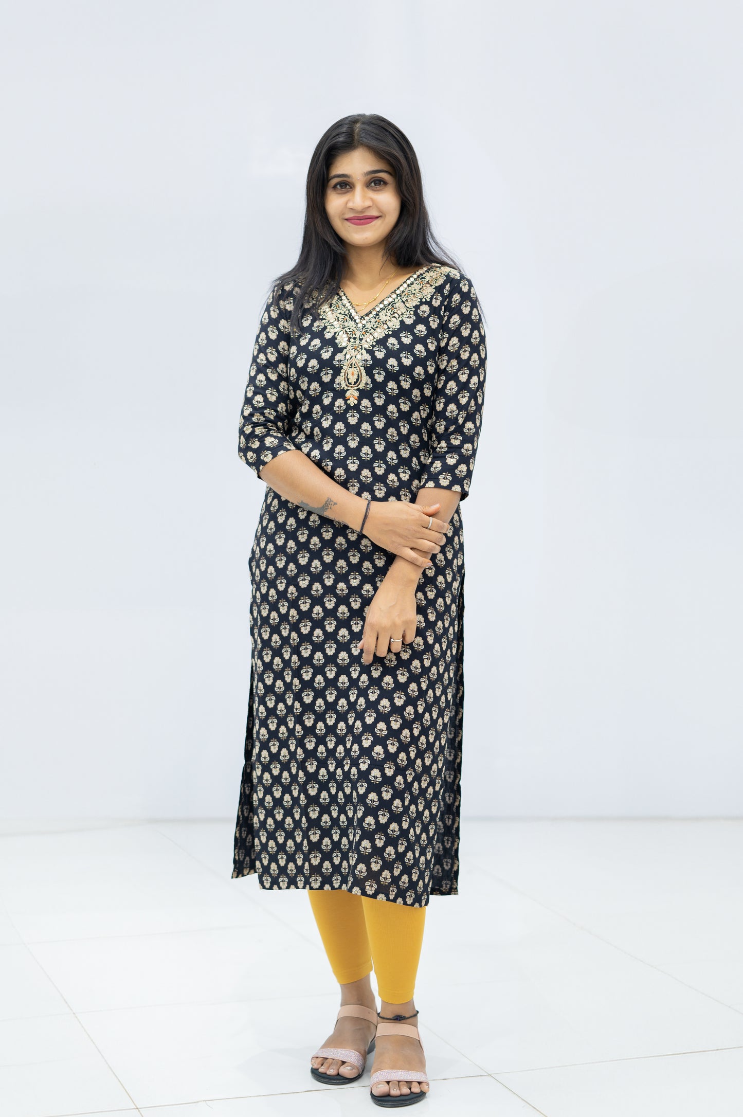 SIDE OPEN KURTHI