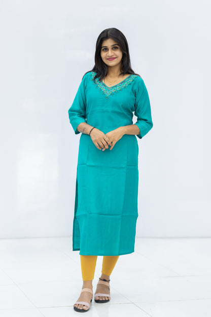 SIDE OPEN KURTHI