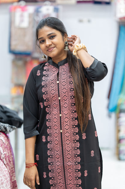 SIDE OPEN KURTHI{D.NO SC0016}