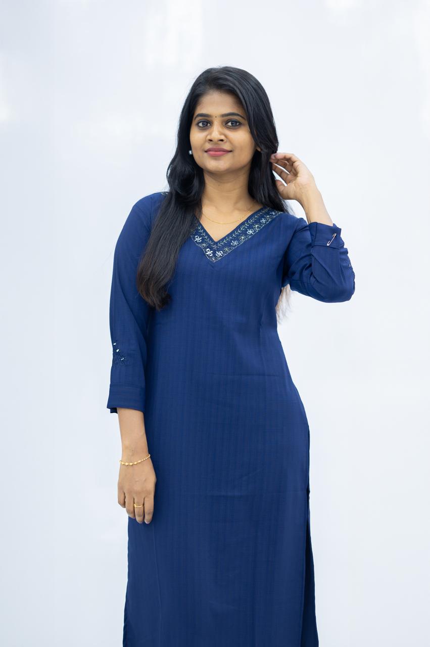 SIDE OPEN KURTHI